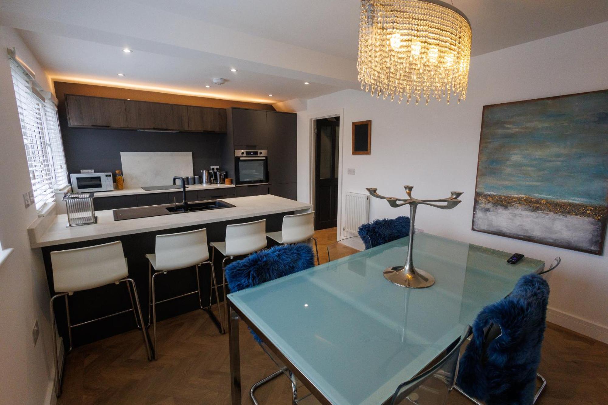 Uber Stylish 3 Bedroom Home Off Road Parking Near Town Centre And Bike Park Wales Merthyr Tydfil Εξωτερικό φωτογραφία