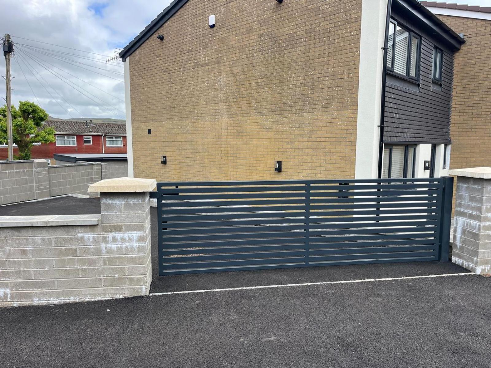 Uber Stylish 3 Bedroom Home Off Road Parking Near Town Centre And Bike Park Wales Merthyr Tydfil Εξωτερικό φωτογραφία